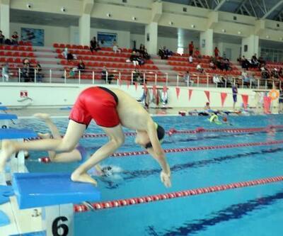 Van'da 1500 öğrenciye yüzme eğitimi veriliyor
