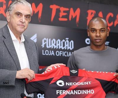 Fernandinho 17 yıl sonra Brezilya'ya döndü