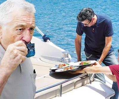 Robert De Niro, Boğaz'ın tadını çıkardı: Türk kahvesi ve alinazik... 