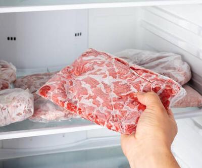 Buzdolabında üst üste bekletilen kurban eti bozulabilir