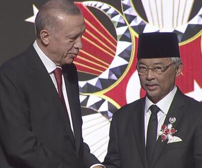 Malezya Kralı Ankara'da... Cumhurbaşkanı Erdoğan Abdullah Şah'a Devlet Nişanı verdi
