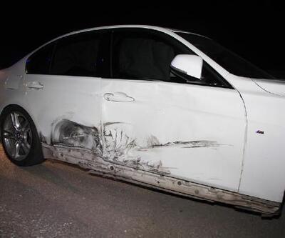 Manisa'da 2 otomobil çarpıştı: 3 yaralı
