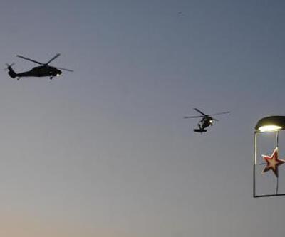 Helikopterler zeybek oynadı! İzmir'de nefes kesen gösteri