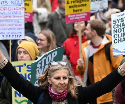 Belçika’da COP27 öncesi “iklim değişikliği” protestosu