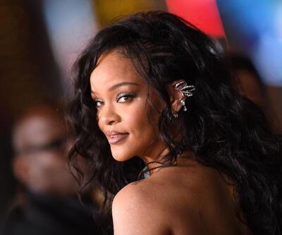 Rihanna'dan hayranlarına sürpriz: 5 yıl sonra müziğe geri döndü 