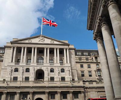 Son dakika! İngiltere Merkez Bankası faiz oranını 2008'den beri en yüksek seviyeye çıkardı