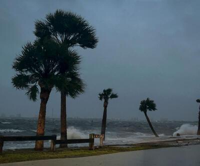 Florida'yı Nicole Kasırgası vurdu
