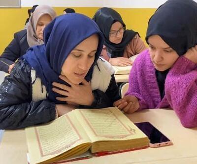 Midyat’ta kadınlar, köy yaşam merkezinde Kuran-ı Kerim öğreniyor