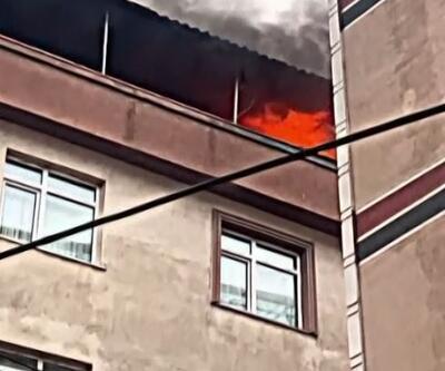 Zeytinburnu'nda 5 katlı binada yangın: 4'ü çocuk 7 kişi kurtarıldı