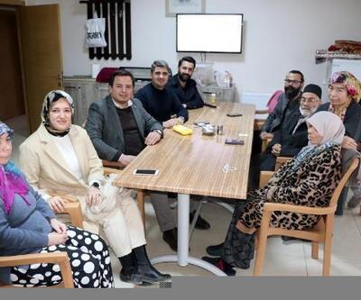 AK Parti'den depremzede ailelere ziyaret