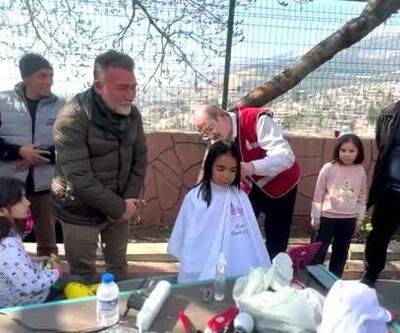 Gönüllü berberler Kahramanmaraş’ta depremzedelerle buluştu
