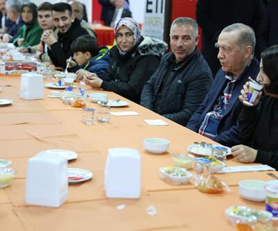 Cumhurbaşkanı Erdoğan, Balıkesir'de depremzedelerle bir araya geldi