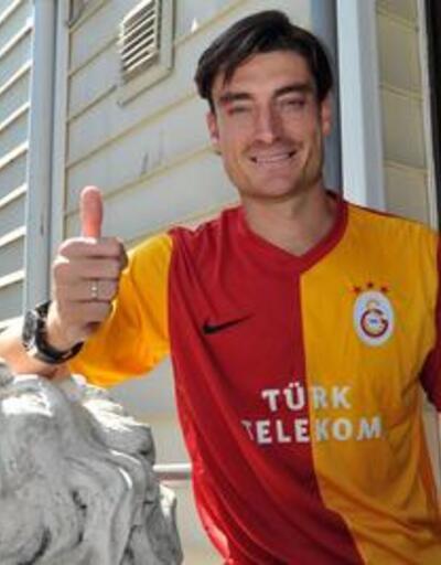 Eski Galatasaraylı futbolcunun sözleşmesi feshedildi