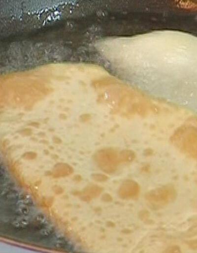 Mudanya'nın meşhur çiğ böreği nasıl yapılır?