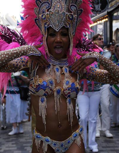 Kopenhag'daki karnaval Rio'yu aratmadı