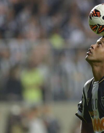 Ronaldinho'dan mutlu haber