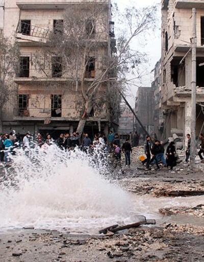 Halep'te "varil bombalı" saldırı: 26 ölü