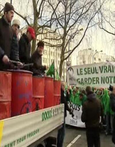 Brüksel'de kemer sıkmaya büyük protesto
