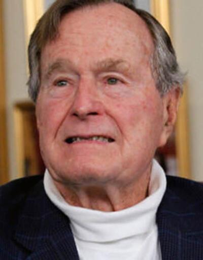 Eski Başkan Bush hastaneye kaldırıldı