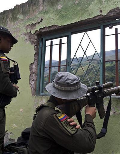 FARC, Kolombiya ordusunun konvoyunu vurdu