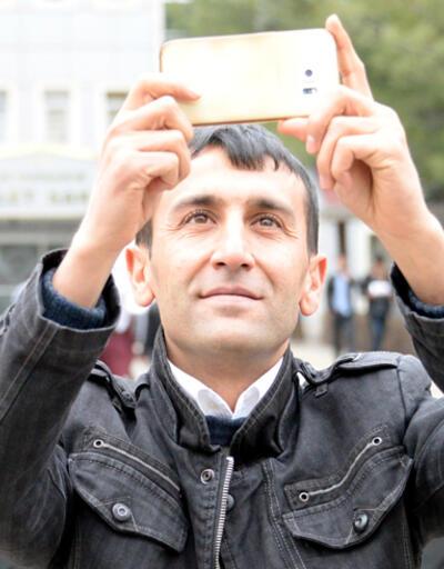 Bir "selfie" çekti PKK'lı olmakla suçlandı
