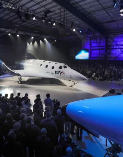 SpaceShip Two nihayet tanıtıldı