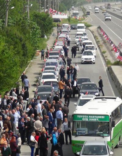 Meral Akşener'i 200 araçlık konvoy karşıladı 