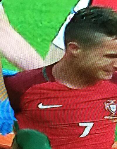 Ronaldo ağlayarak sahayı terketti
