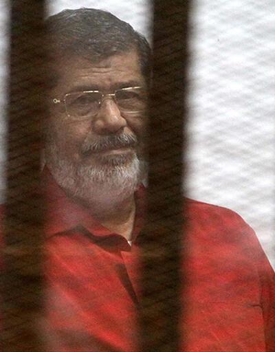 Mursi'ye müebbet hapis kararı bozuldu