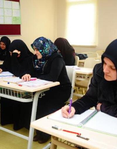 CHP'li belediyeden ücretsiz Arapça kursu