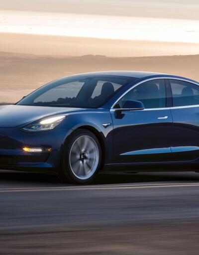 On binlerce kişi Tesla Model 3 siparişini iptal etti