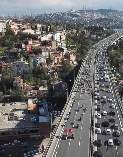 2 bin motosikletliden 'Cumhuriyet' konvoyu