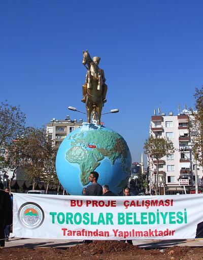 Atatürk heykeli yerleştirileceği alana konvoy ile getirildi