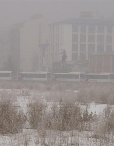 Kars’ta sis hava ulaşımını vurdu