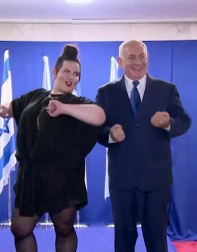 Netanyahu'nun dansı sosyal medyada tepki gördü