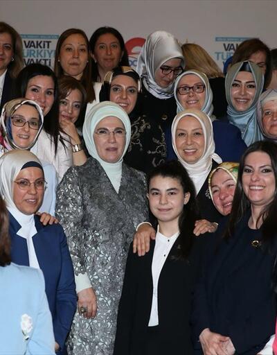 Emine Erdoğan AK Parti'nin kadın adaylarıyla iftarda buluştu