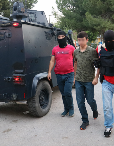 Adana'da terör operasyonu, 15 gözaltı