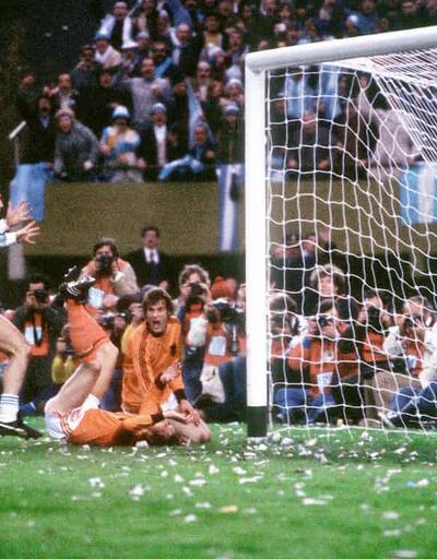 Arjantin 1978 Dünya Kupası tarihi: Cuntanın gölgesinde