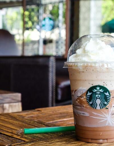 Dünyaca ünlü kahve zinciri Starbucks'tan pipet yasağı