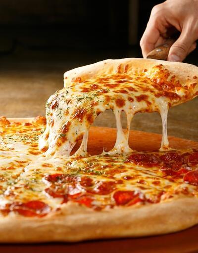 Ev pizzası nasıl yapılır? Evde pizza hamuru yapımı tarifi! Pizza hamuru nasıl yapılır? 