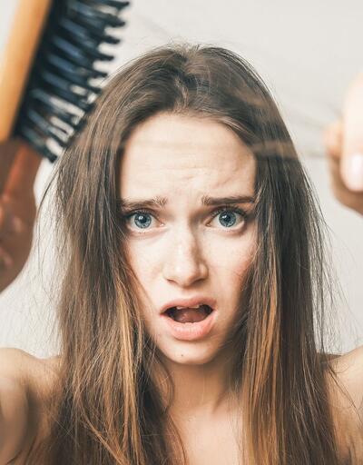 Saçlarınız dökülüyorsa dikkat! Bu hatayı her gün yapıyor olabilirsiniz