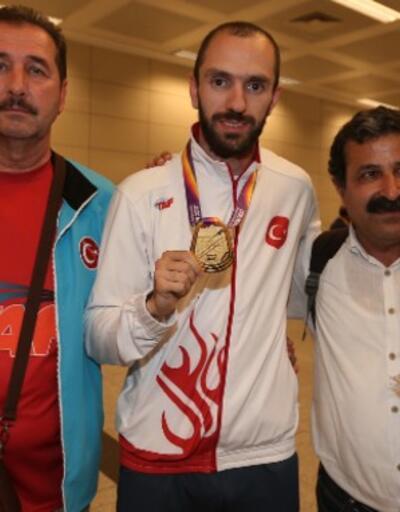 Ramil Guliyev'in antrenörü Türk vatandaşı oldu