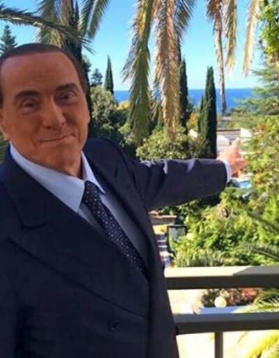 Berlusconi'den yeni 'keşif': "Karadeniz kara değilmiş"