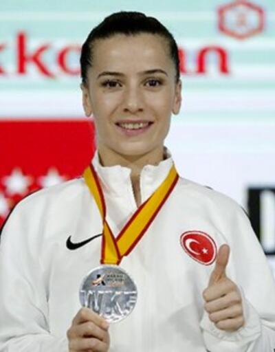 Serap Özçelik Arapoğlu'ndan gümüş madalya