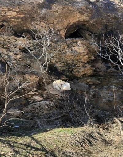 PKK'lıların kayalıklara gizlediği malzemeler bulundu