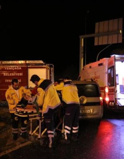 Bolu'da otomobil ile hafif ticari araç çarpıştı: 9 yaralı