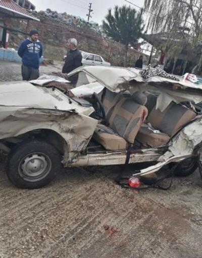 Manisa'da TIR ile otomobil çarpıştı: 1 ölü, 6 yaralı