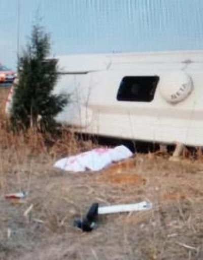 Ankara'da sporcuları taşıyan minibüs devrildi: 1 ölü, 17 yaralı