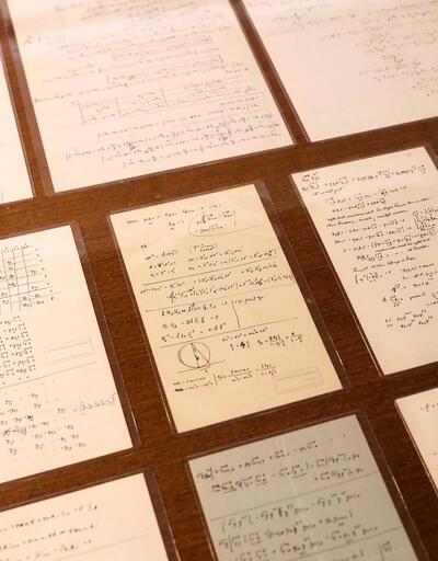 Einstein'ın kaleme aldığı 110 belge ilk kez sergilendi