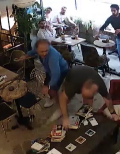 Kafe sahibi müşteriye baltayla saldırdı
